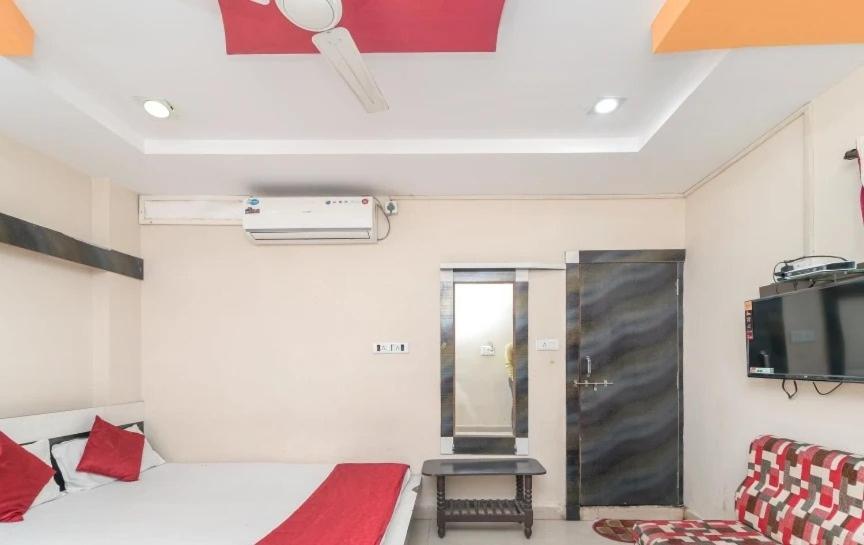 Hotel Rameshwaram Ujjain Eksteriør billede