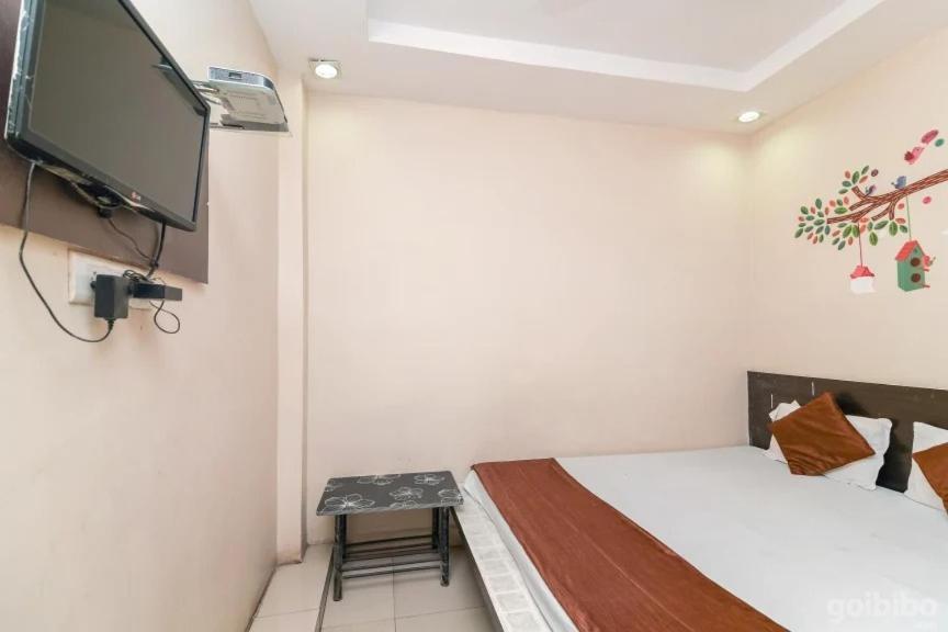 Hotel Rameshwaram Ujjain Eksteriør billede